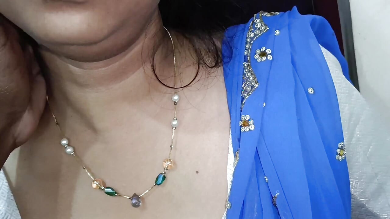 BEAUTIFUL ASIAN DESI STEPSISTER HARDCORE FUCKING