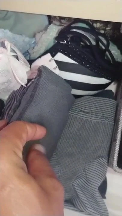 step sisters drawer