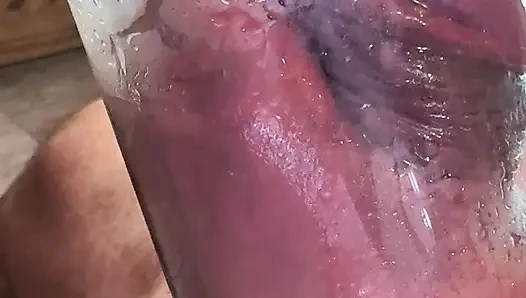 Yarağımı pompalıyorum dev bir klitoris boşalıyor ve fışkırtıyor