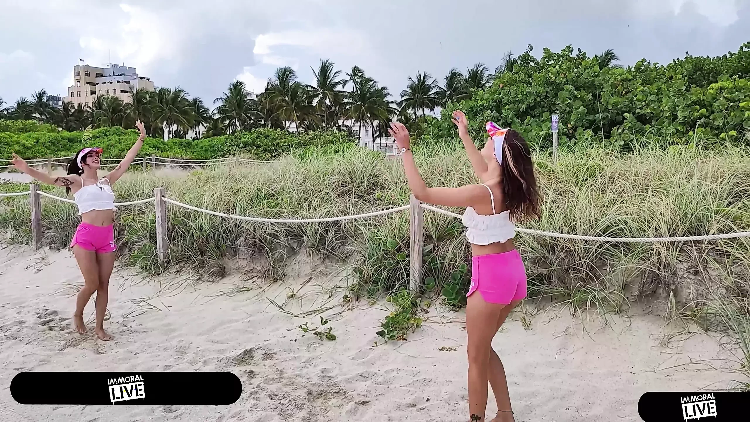 Football Playing Beach Babes W Little Bush Jc Wilds & Sofie Reyez Creampied in Foursome - Immoral Live 4K