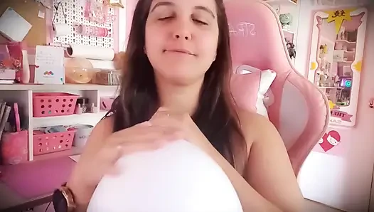 Kabarık yanaklar balon üfleme - tavşan delisi