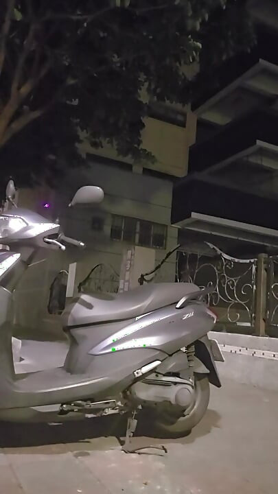 Kuyruk takarak dışarı çıktım