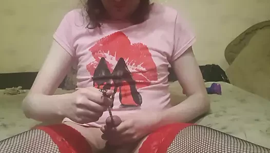 Sissy carina assolo uretra sounding gioca con il cazzo a casa