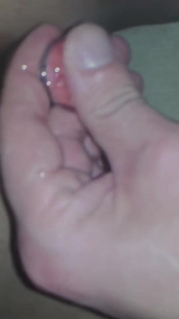 Először dugta be a seggdugót és megbaszta a punciját | 1. klip