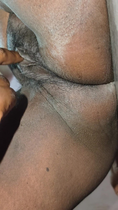 Mallu Girl Fingering and Fuking in Top Possition