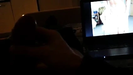 Veronika Zemanova laptop cum