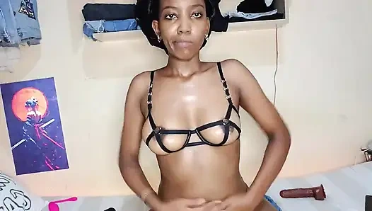 Я скучала по тебе, подойти ближе