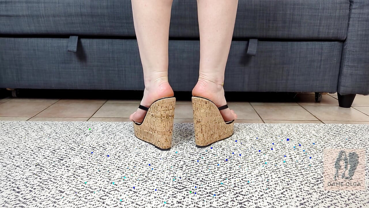 Ditch Your Bitch Wife for My Perfect Toes Humiliating His Ugly Wife While He Begs to Be My Foot Slave - Dame Olga