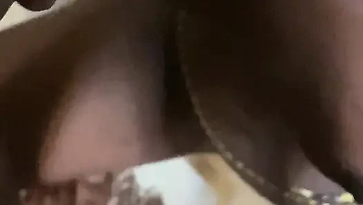 Dsl pembe dudaklar siyah 18 yaşındaki genç kız sert büyük zenci özensiz sakso çekiyor yüz sikişi zenci yakın çekim