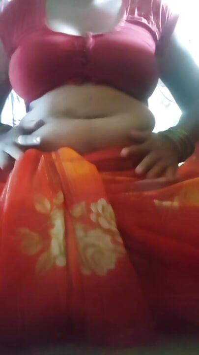 Desi mallu aunty fingerings pusssy to orgasam,aunty sex viral video, viral mms aunty