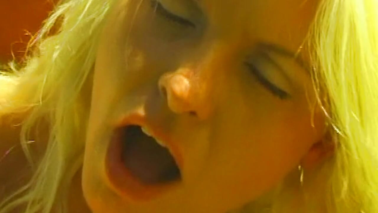 Weiße Panties Chronicles: Heißes Outdoor-Abenteuer