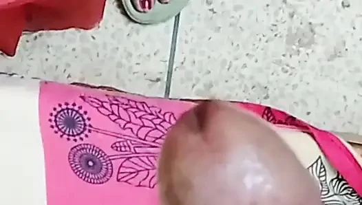 Hot nurse NEEDS a sample of your semen NOW!!!