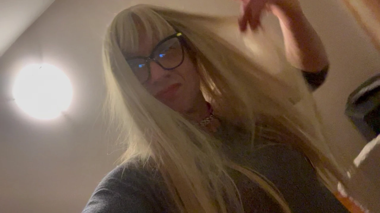 Sissy Crossdresser Caged
