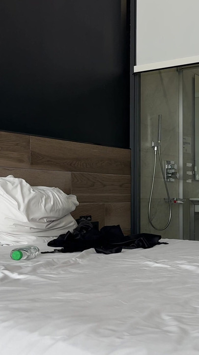 Erkek Arkadaşından Intikam Almak Için En Iyi Arkadaşımı Sikiyorum