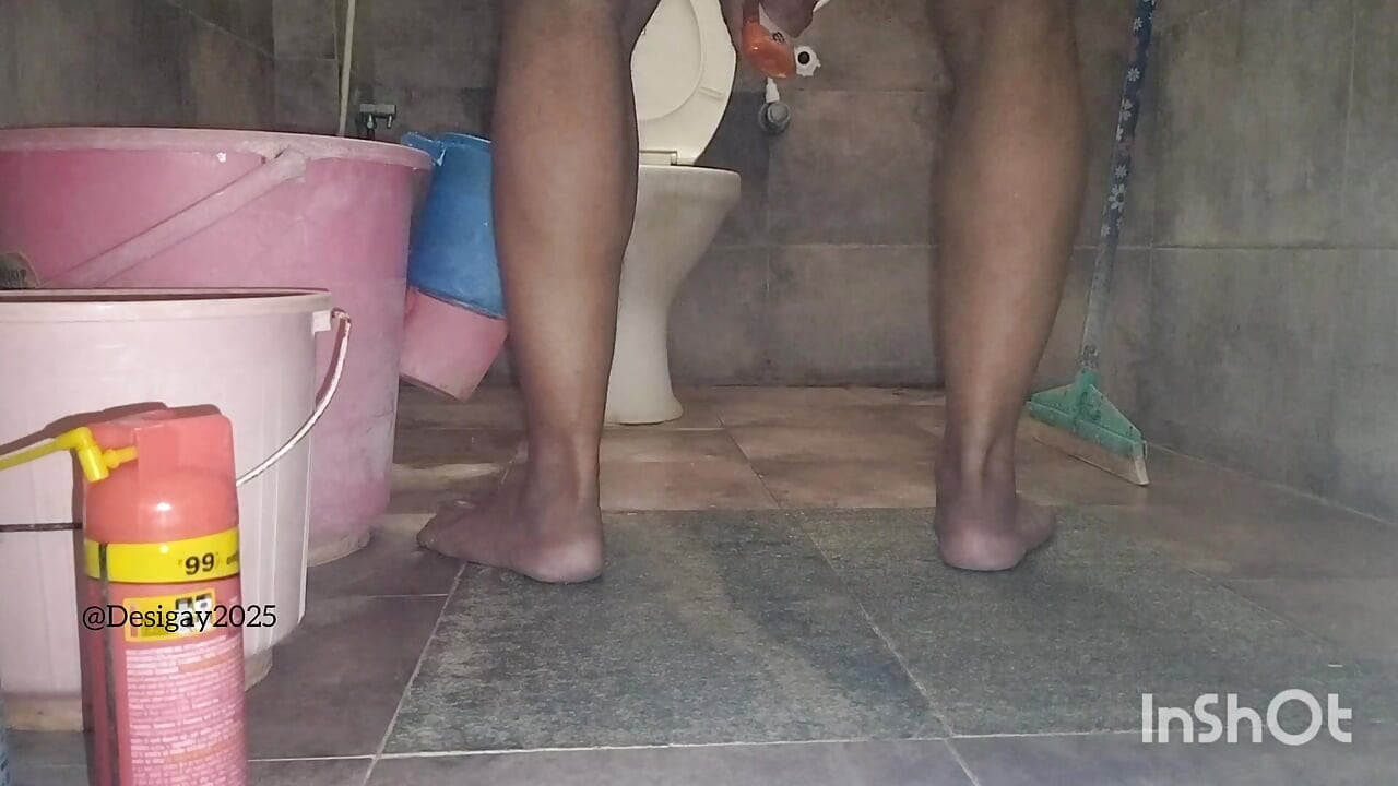 CLEANING BATHROOM BEFORE SHOWER