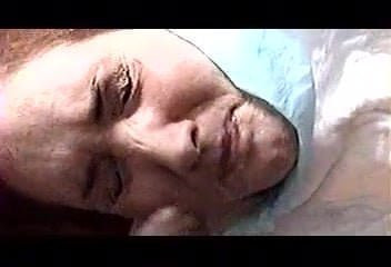 Sara swallowing my sperm(cum on face)