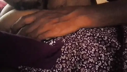 gadis desa tamil disepong dan dipijat sama suaminya