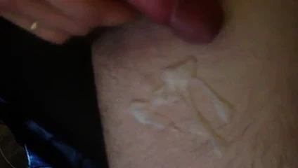 petute ejac sur moi...cum on me