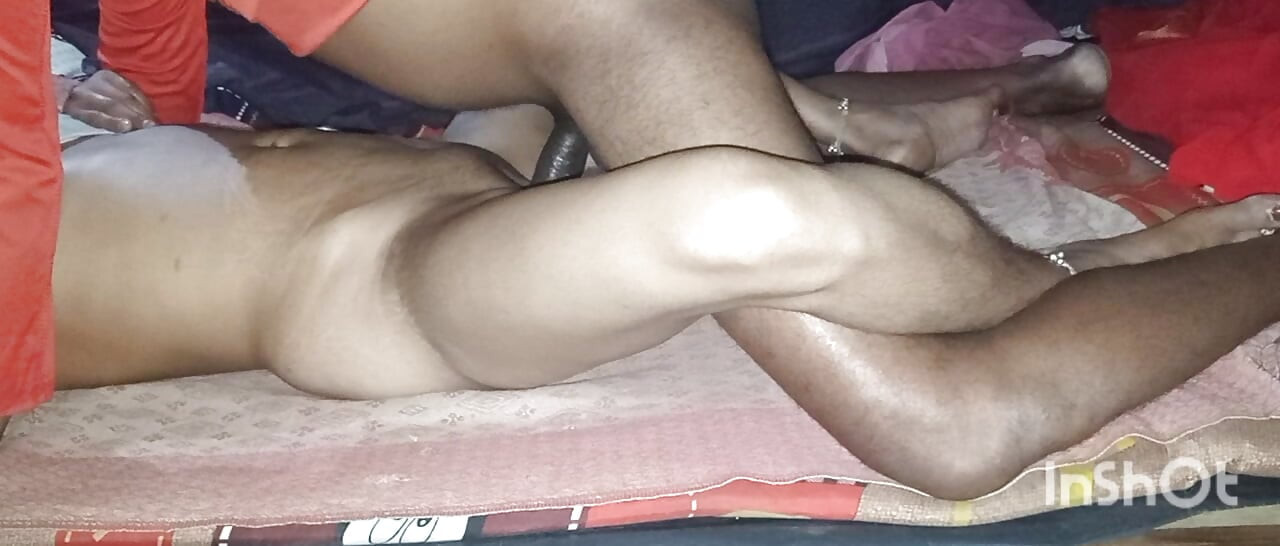 Desi landsby kone og mand knepper video i soveværelset