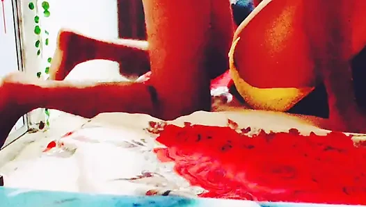 Srilankan derty üvey anne sikişiyor, büyük yarak boşalması