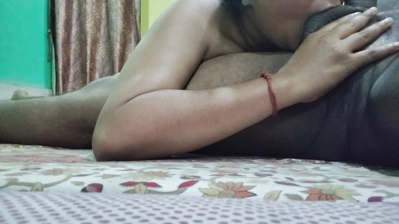 Angel ko hotel main le ja kar chusa diye land