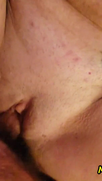 Ohromující okamžik z "Paříž je jedna záludná sexy děvka"