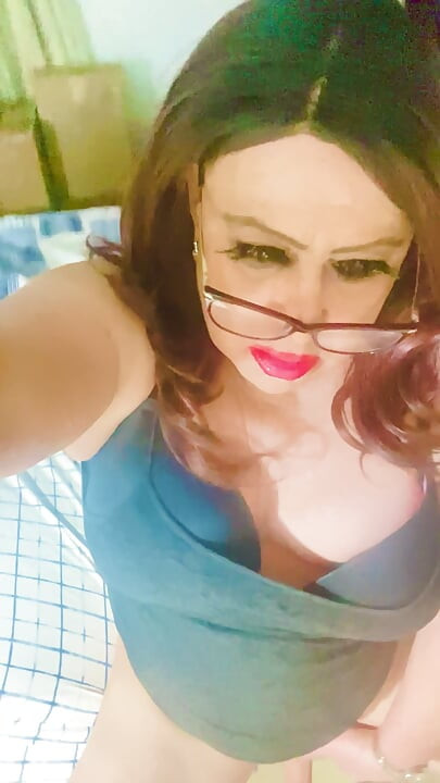 Krissy Sweets stroking her she cock