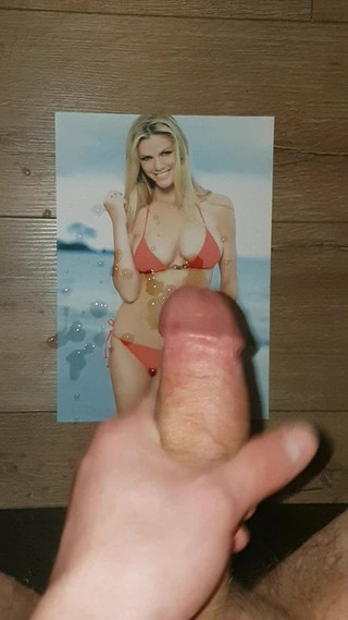 Brooklyn Decker Cum Tribute