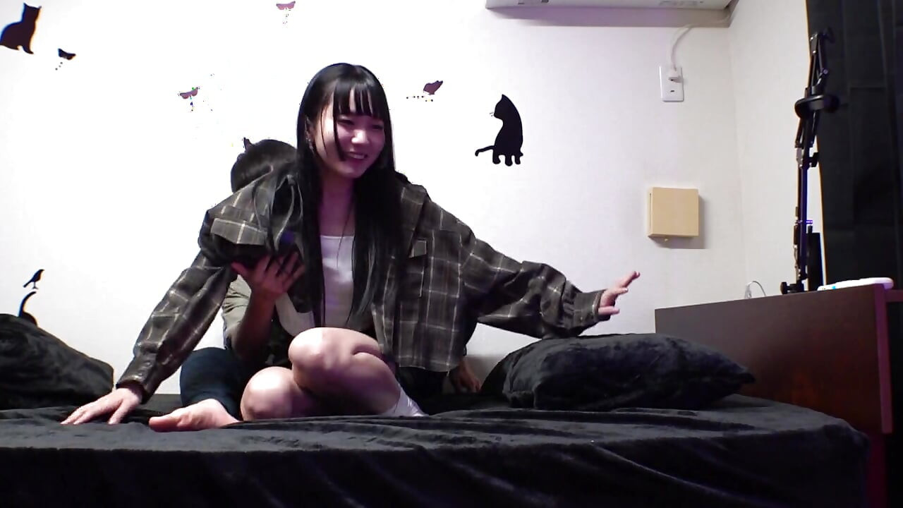 Part 1: Sex with an Amateur Brought Into a Room, Released as AV Vol.20
