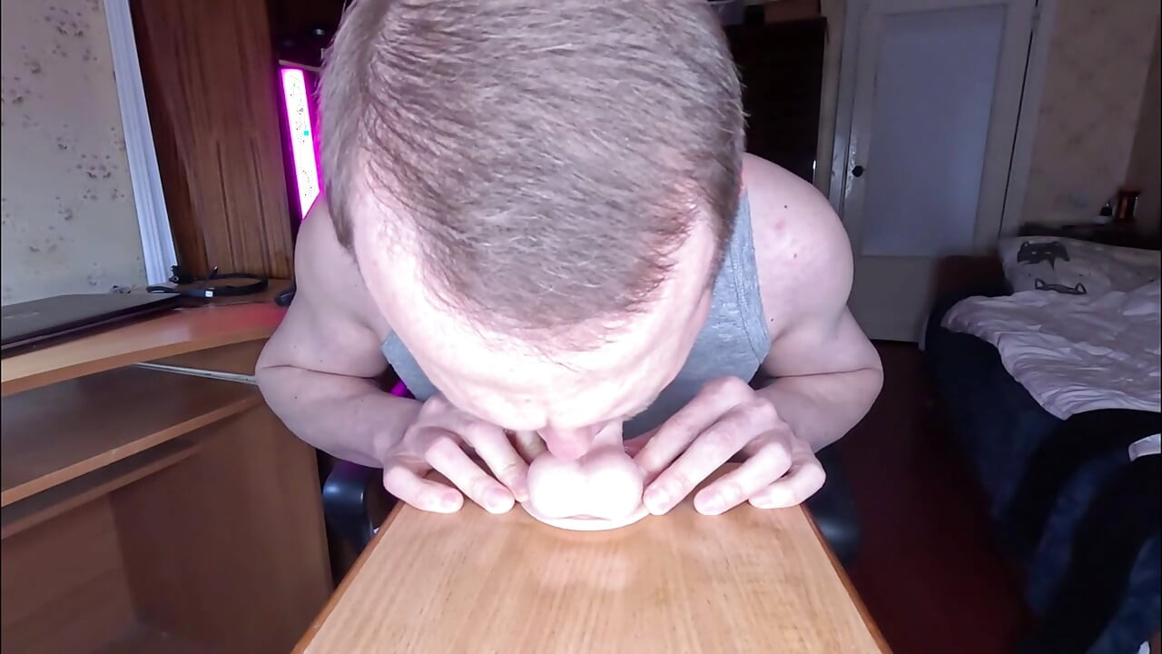 MY DEEPTHROAT WILL MAKE YOUR COCK CUM FAST