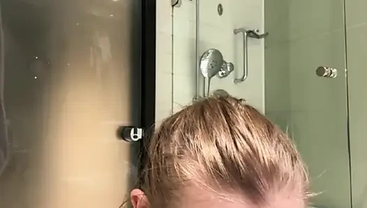 Hard fingering pussy in the bathroom hotel with jucielussie