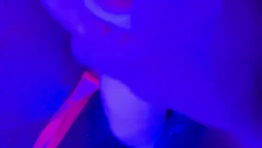 Video bocor dewi kulit hitam: neon thong & dildo muncrat