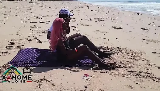Heißer sex am strand