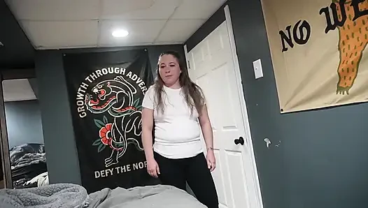 Roommates cheating GF gets a creampie