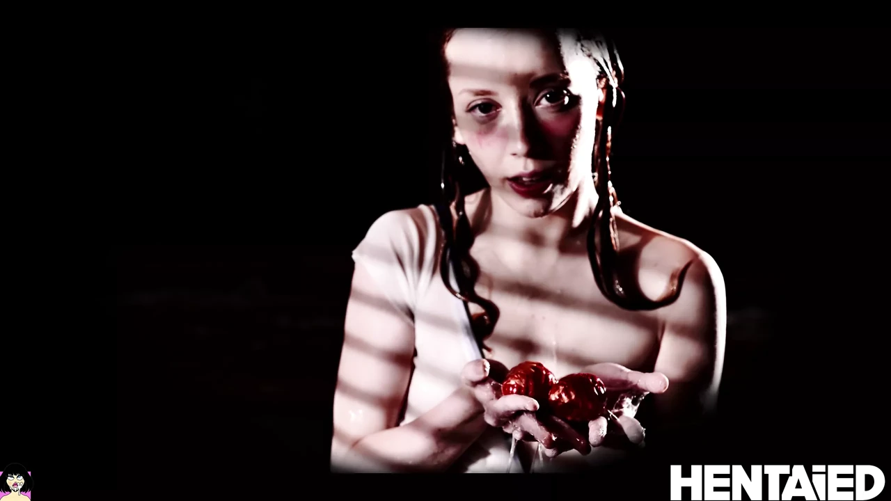 HENTAIED - Petite Redhead ejects Eggs and fucked by Aliens