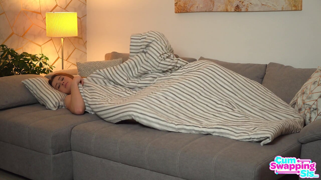 My Stepsister and Her Girlfriend Swallow My Cum - S1:e4