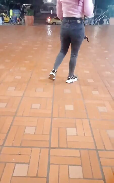 Blowjob cepat Dari Muda Di Bilik Ibu Bapa, Bandar Miami 18 Tahun