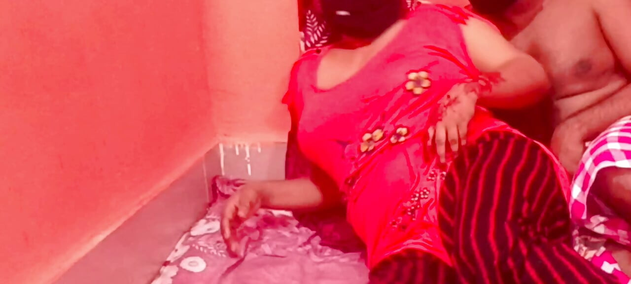 Steamy sexual encounter between a seductive Bangladeshi sister-in-law and her elderly father-in-law.