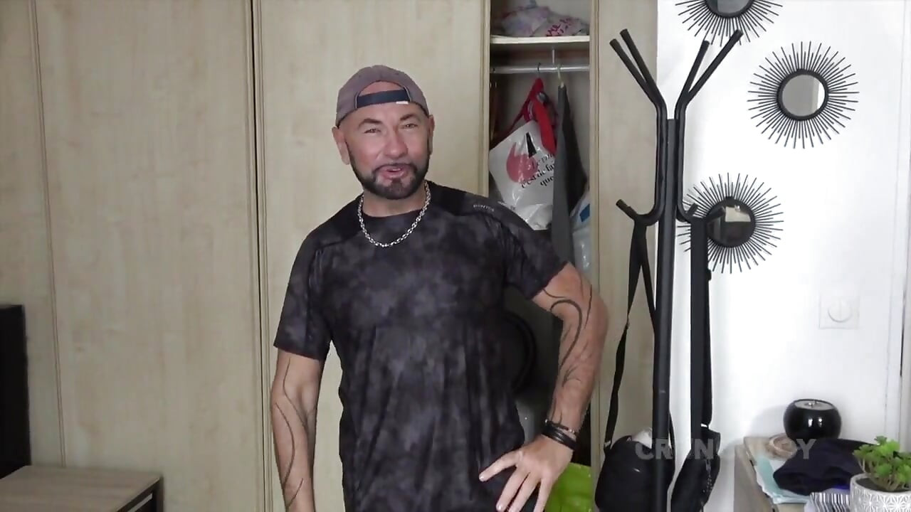 Teh ftm eduardo dientot habis-habisan sama mika paris