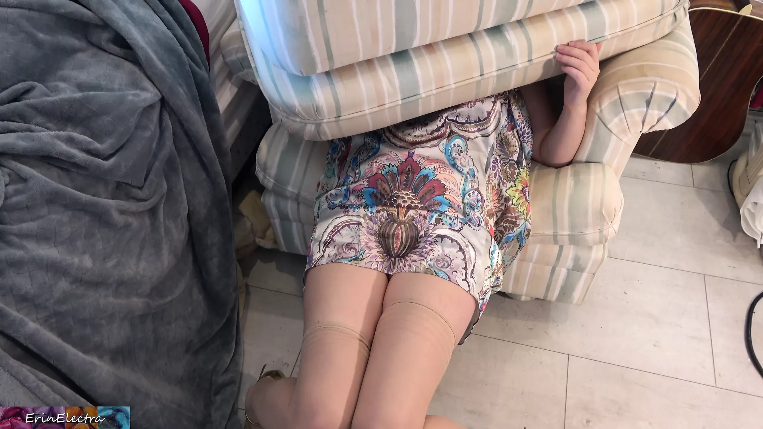 Styvmamma sitter fast under den osmanska