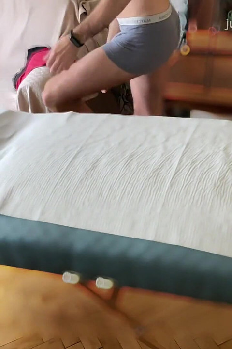 From Massage Session to Happy Ending