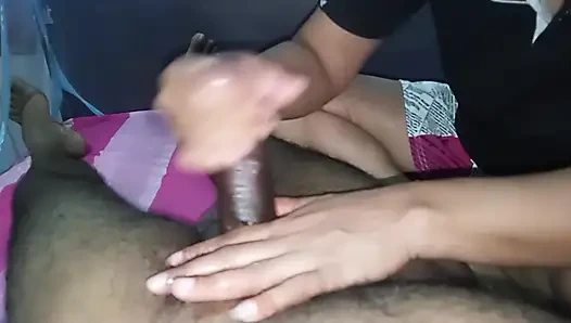 Şanslı koca yağlanıyor hızlı sert elle muamele gerçek evli kadın ev yapımı