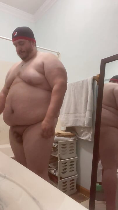Very Fat Chub Bear With Very Fat Dick Spurts Thick Jizz