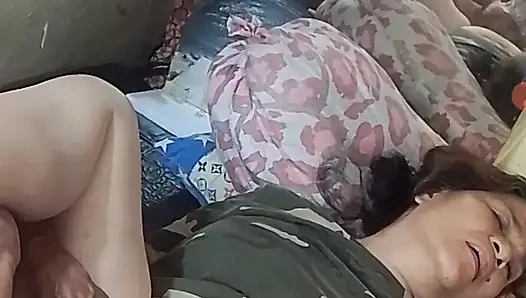 Istriku pengen muncrat setiap kami ngentot dia pengen dipuaskan sama aku