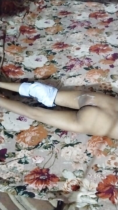 Pakistani sundar skool garl ki by phrend ke sath chudaee