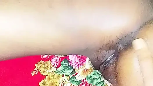Kız üvey erkek kardeşiyle seks yapıyor bangladeşli seks videosu eğlencesi ve tadını çıkarıyor
