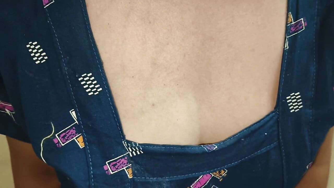 Traite et sexe en levrette avec Anu