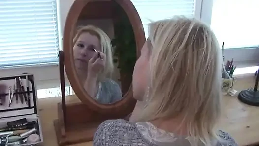 Make-up und gesicht putzen