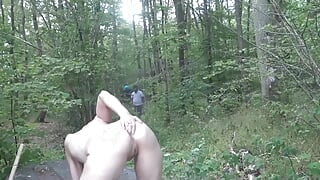 Διπλή διείσδυση και πρωκτικό σεξ για αυτή την ξανθιά milf