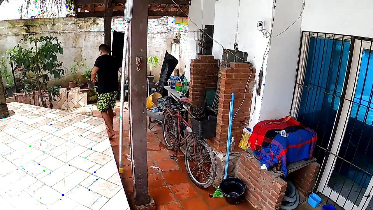 У меня неконтролируемое возбуждение к моему шурину